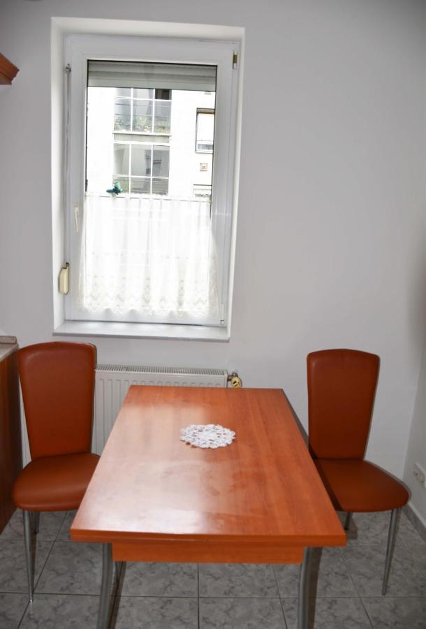 Pilikán Apartments Lenti Buitenkant foto
